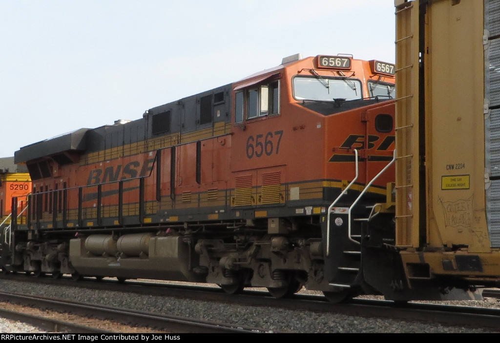 BNSF 6567